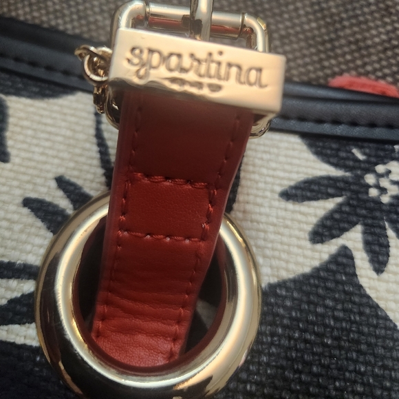 Spartina 449 Privateer Shoulder Bag. Closure is missing a piece - Picture 5 of 9